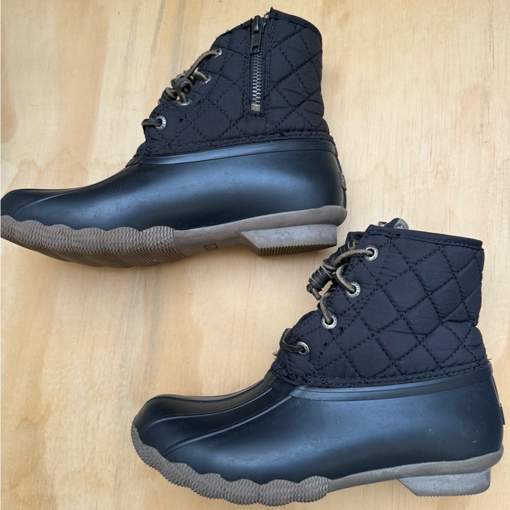Sperry Saltwater Quilted Duck Boot Womens Size 5.5 Pre-owned. - Picture 3 of 6